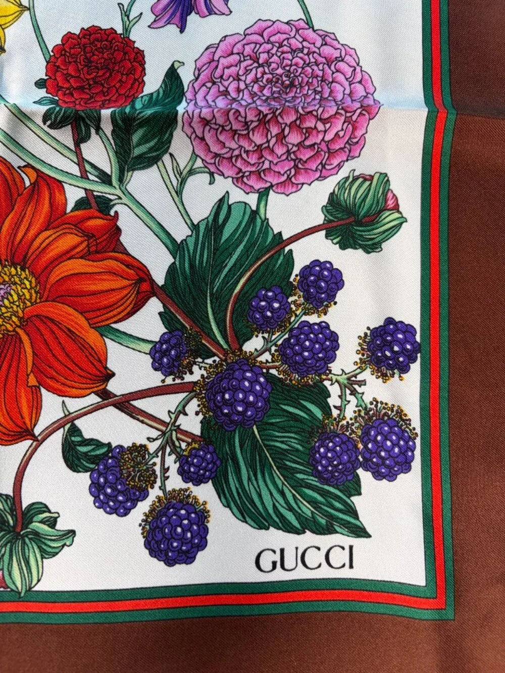 NWT Vintage Gucci “Dahlia” Silk Scarf 34